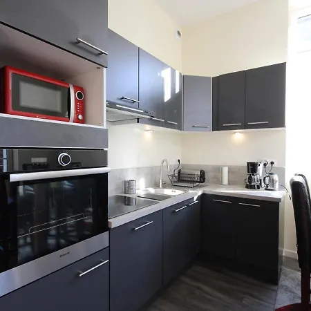 T2 Hyper Centre Avec Balcon Et Wifi - Fr-1-608-225