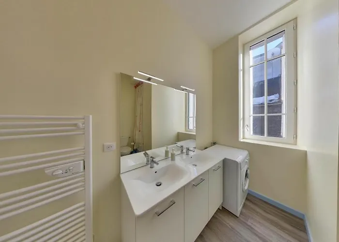 T2 Avec Wifi En Centre - 5 Pers, Proche Thermes - Fr-1-608-225 Le Mont-Dore